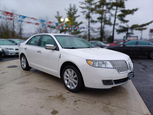 2010 lincoln mkz base