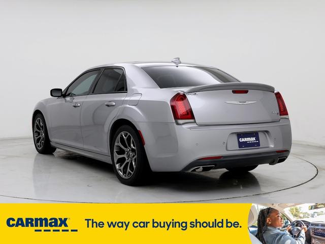 2018 chrysler 300 s