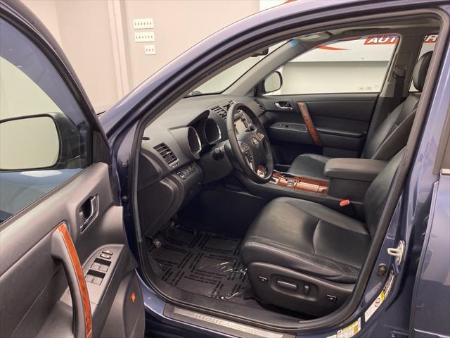 2013 toyota highlander limited