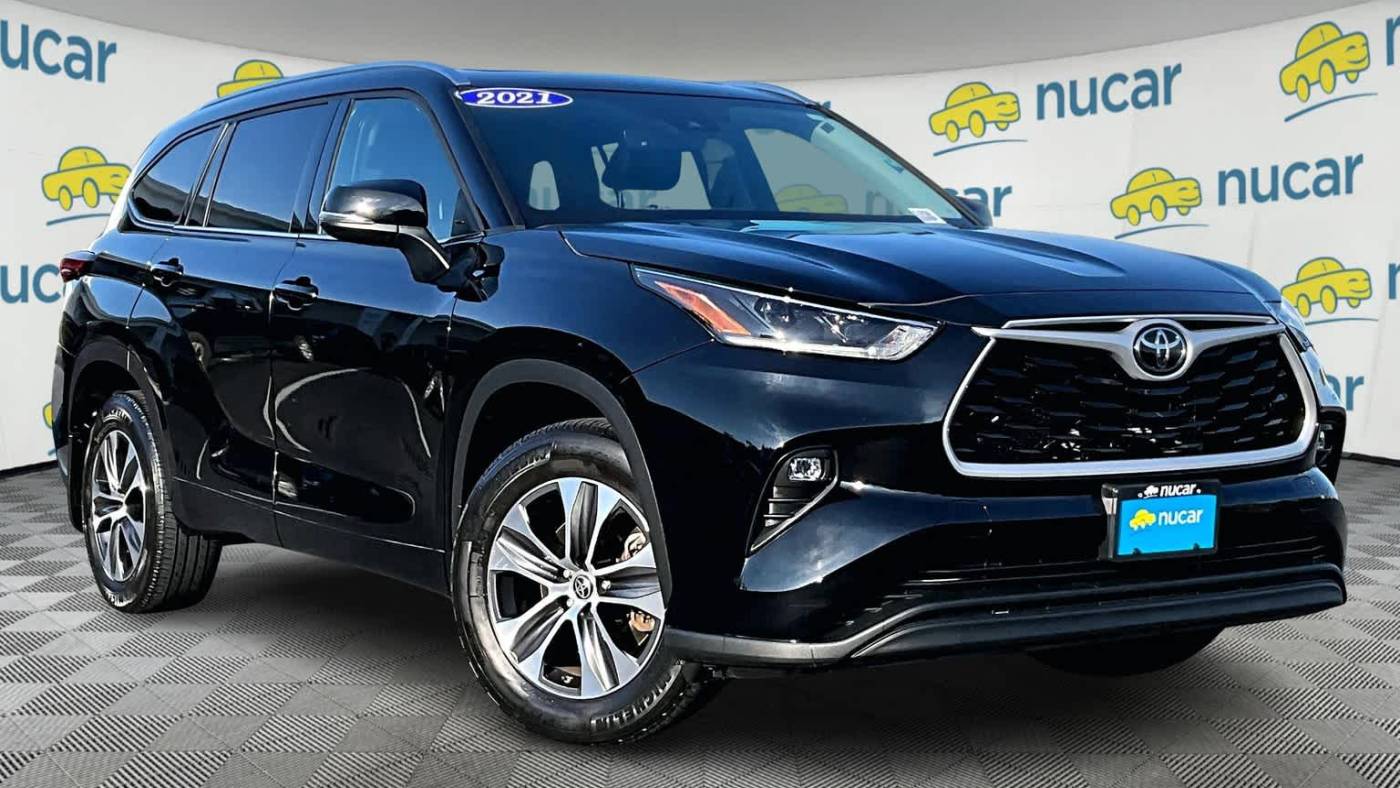 2021 toyota highlander xle