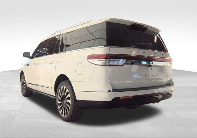 2022 lincoln navigator black label