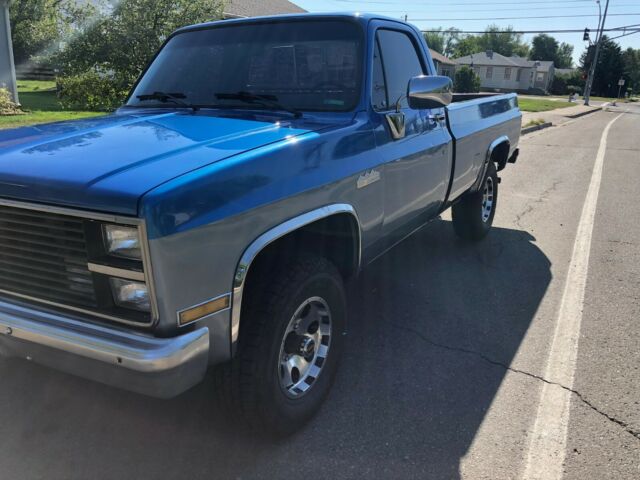1987 chev k10 truck 5.3 ls swap with ac 4speed custom paint/stereo square body