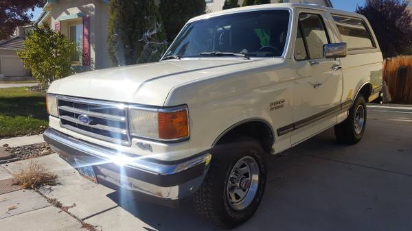 1990 ford bronco xlt (clean and untouched) few owners,x3, 5.8 v8 auto trans