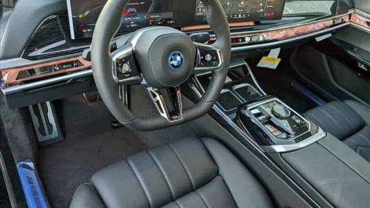 2024 BMW i7