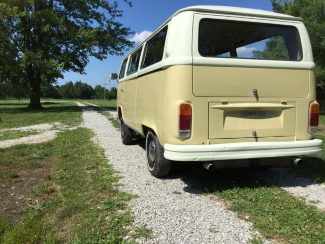 1973 vw bus volkswagen transporter