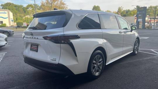2023 Toyota Sienna