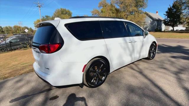 2020 chrysler pacifica limited