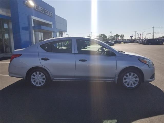 2015 nissan versa 1.6 s