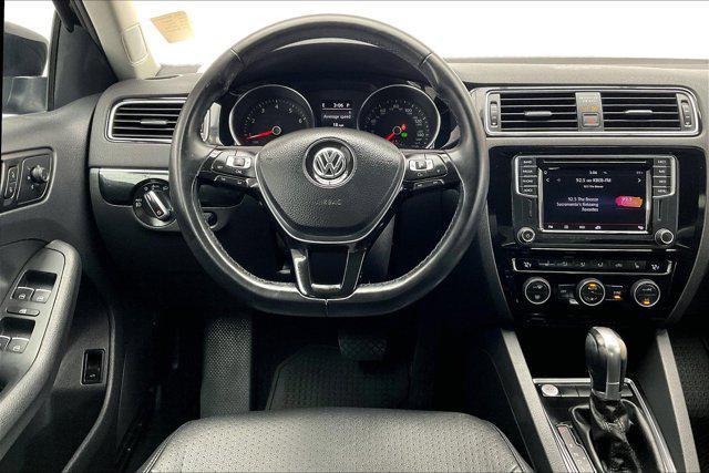 2017 volkswagen jetta 1.8t sel