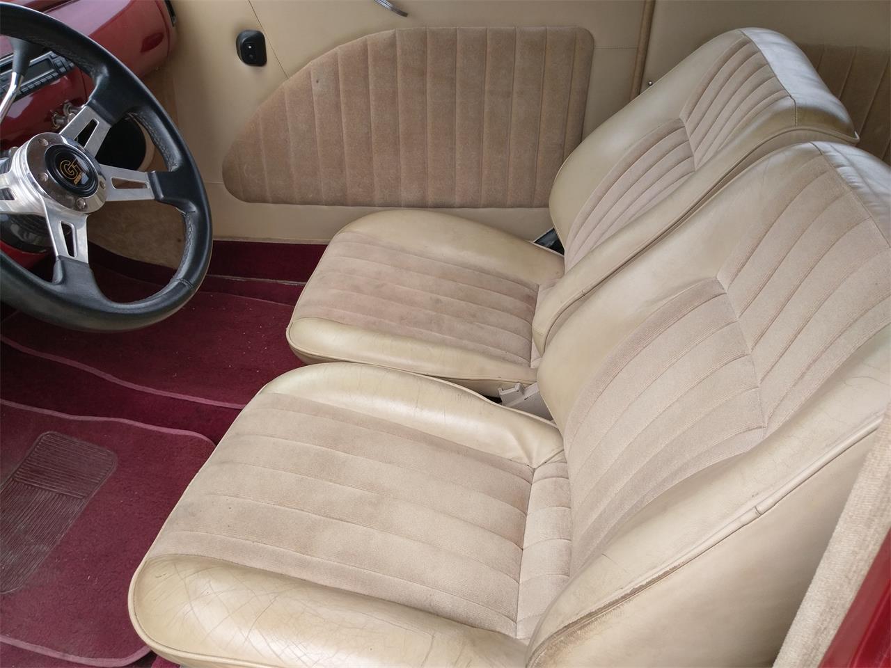 1940 ford 2-dr sedan