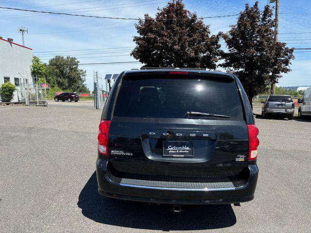 2016 dodge grand caravan r/t