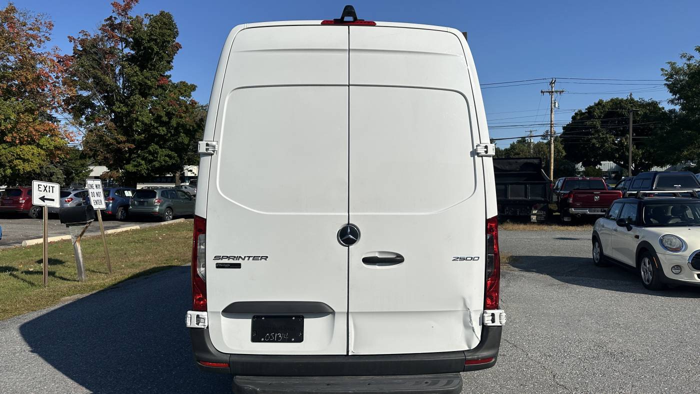 2021 mercedes-benz sprinter 2500