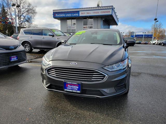 2019 ford fusion se