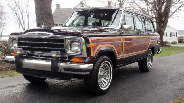 1990 jeep grand wagoneer (1 of americas finest lowest mile grand wagoneers )