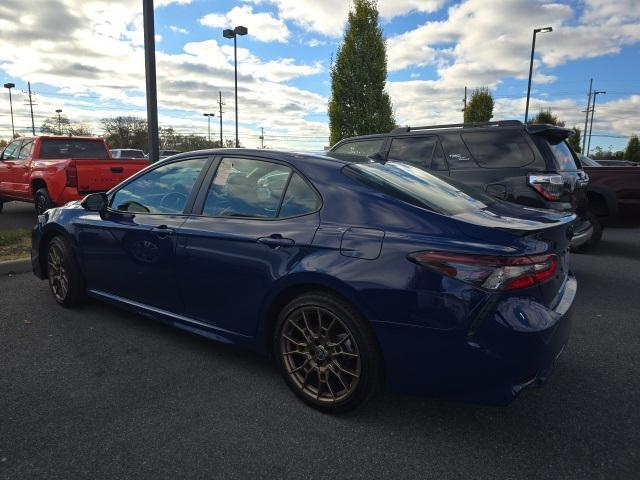 2024 toyota camry se nightshade