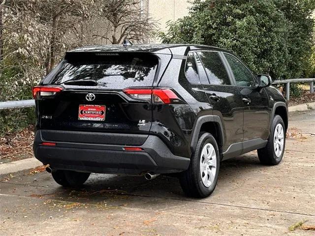 2024 toyota rav4 le
