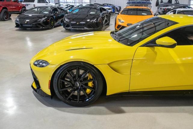 2020 aston martin vantage base