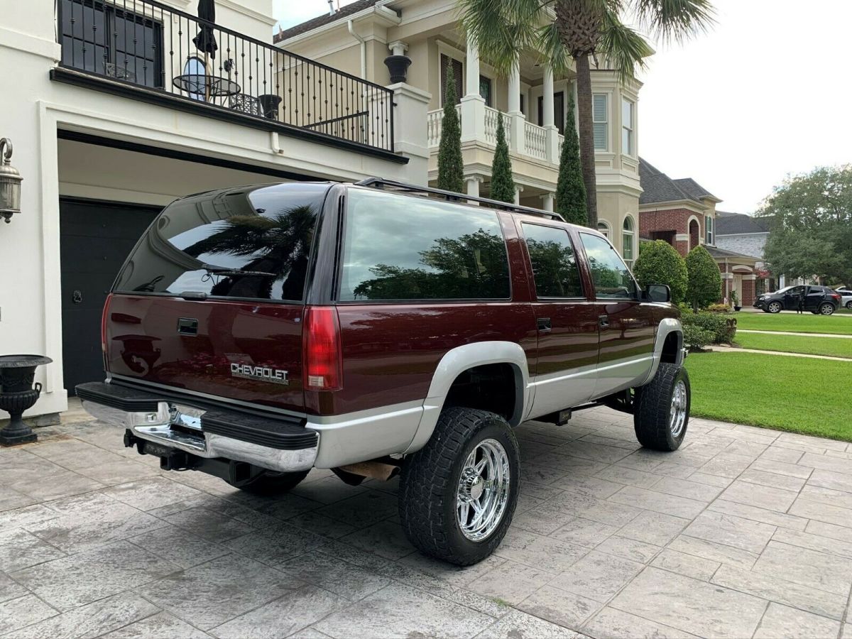1992 chevrolet suburban 3/4 ton, 4x4, 454 v8, front/rear ac, 3rd row, beautiful!