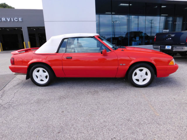 1992 ford mustang lx 5.0 convertible 29,000 miles all original