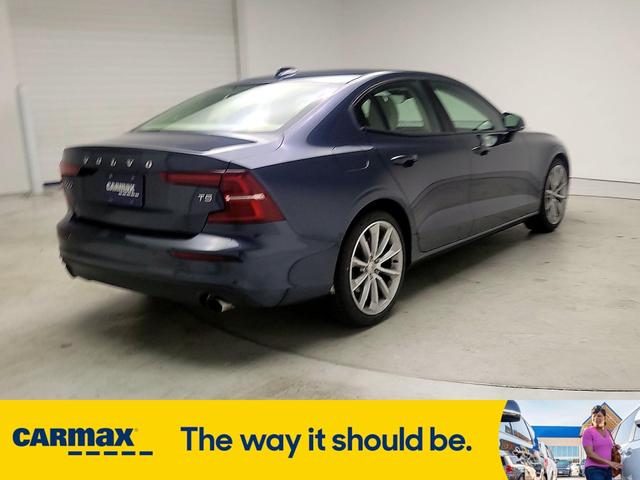 2021 volvo s60 t5 momentum