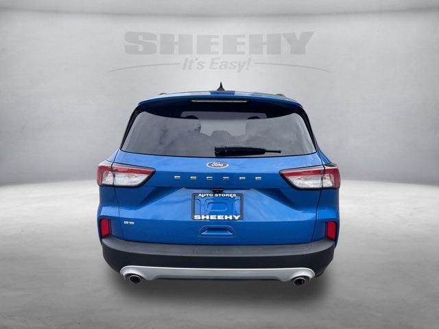 2021 ford escape se