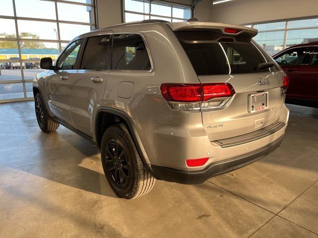 2021 jeep grand cherokee laredo