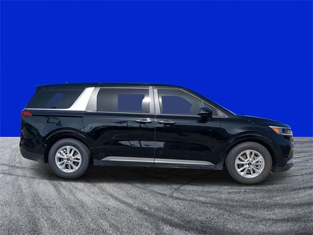 2022 kia carnival lxs