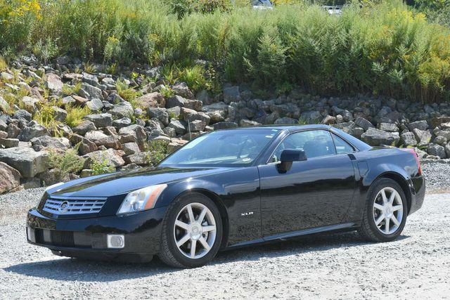 2004 cadillac xlr base