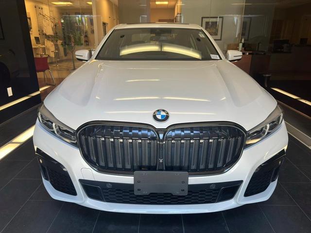 2021 bmw 740 i
