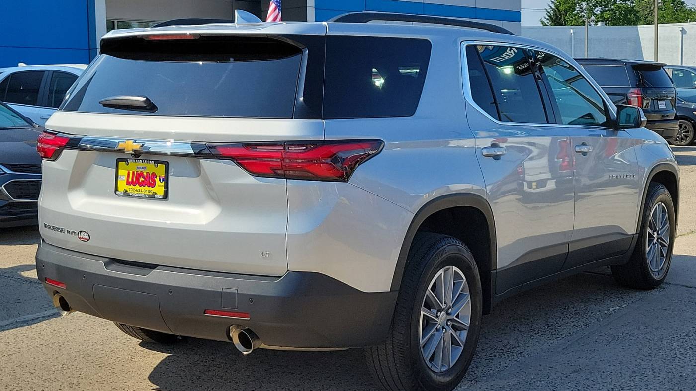 2022 chevrolet traverse lt cloth