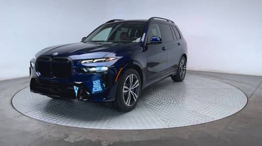 2025 BMW X7