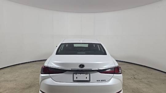 2022 Lexus ES