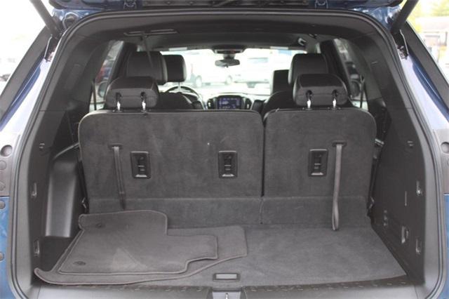 2022 chevrolet traverse lt leather