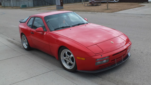 1986 porsche 944 turbo coupe 2-door 2.5l lindsey racing