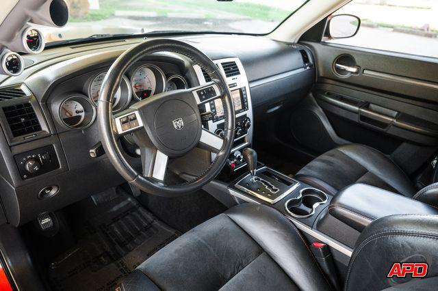 2009 dodge charger srt8