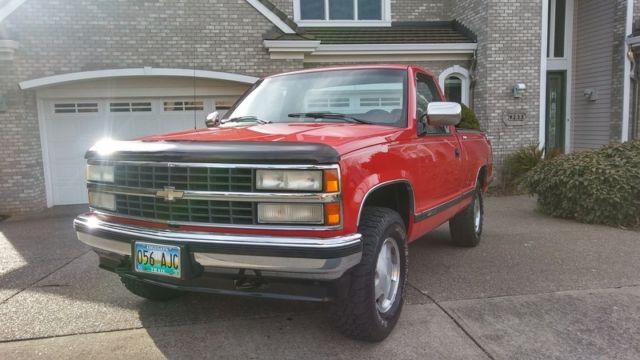 1992 silverado 5.7 4x4 in exceptional condition !