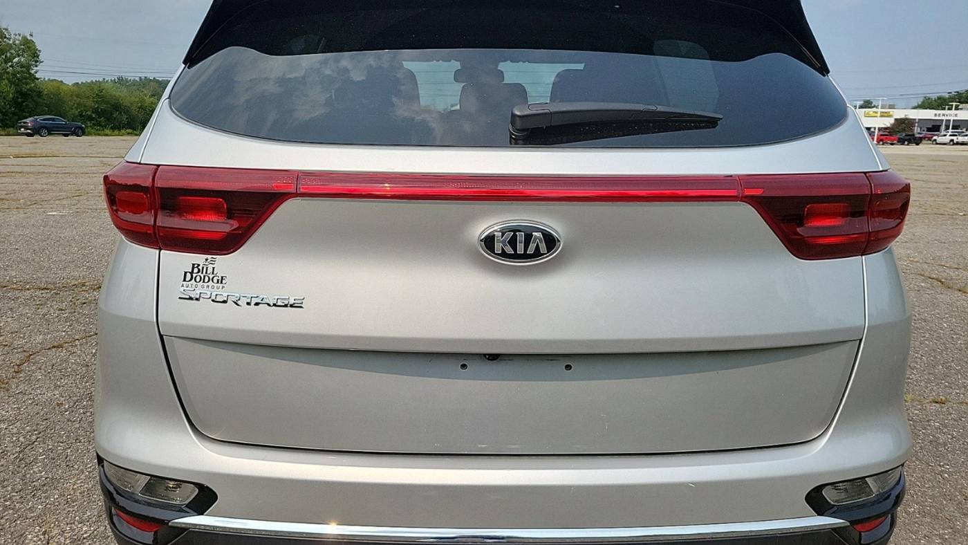2022 kia sportage lx