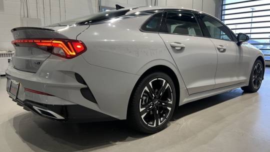 2022 kia k5 gt-line