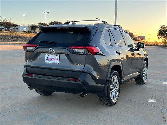 2021 toyota rav4 xle premium