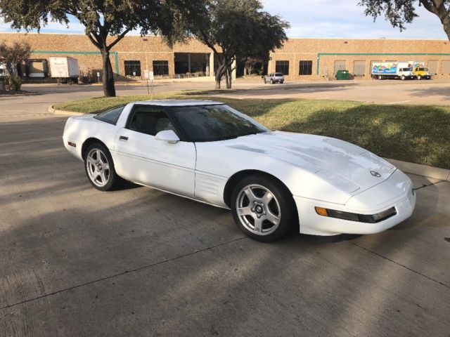 1993 white chevy corvette *c4 6 speed manuel transmission lt1 5.7 v8 no reserve*
