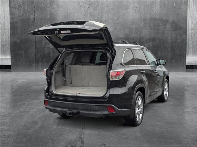 2016 toyota highlander limited