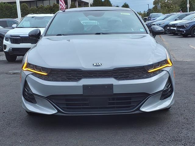 2022 kia k5 gt-line