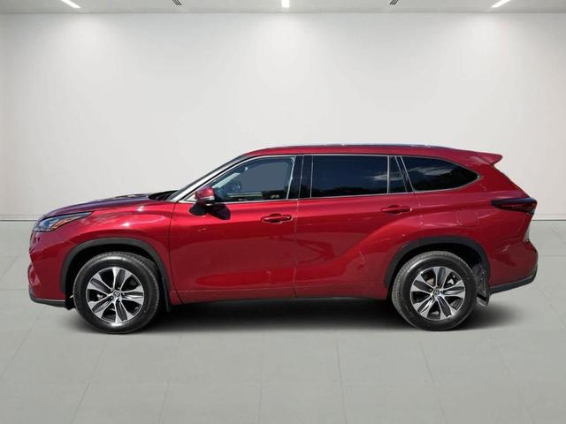 2020 toyota highlander xle