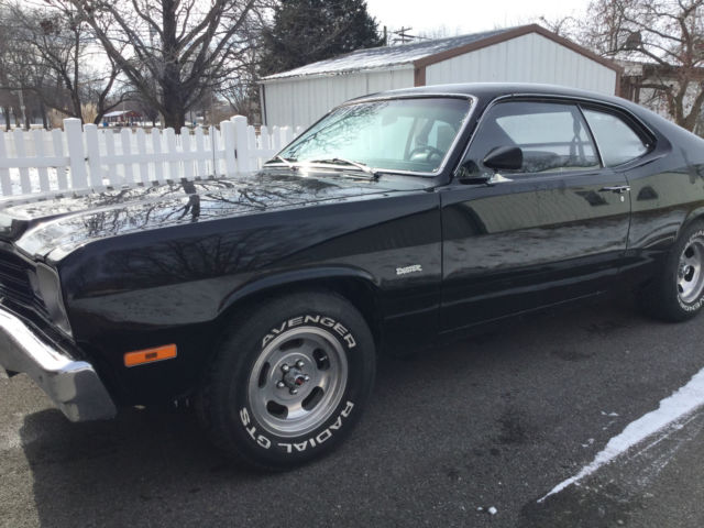 1974 plymouth duster (383 v8 engine)
