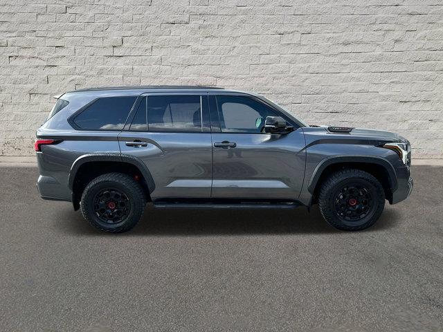 2023 toyota sequoia base