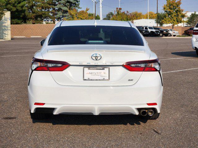2024 toyota camry se