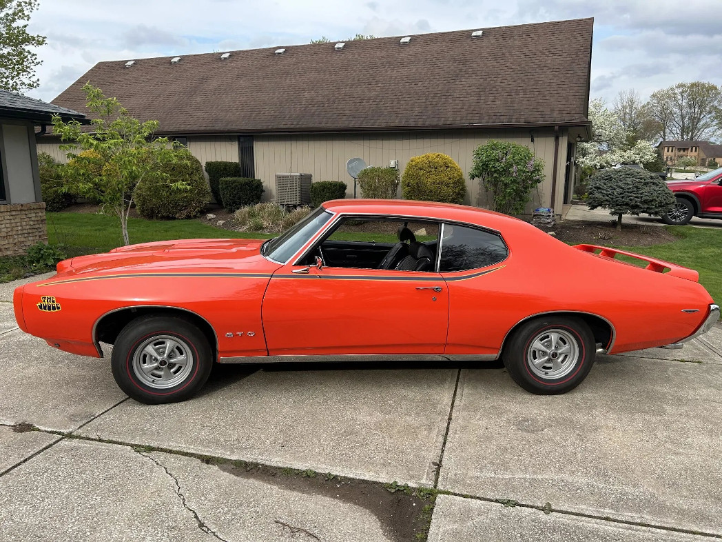 1969 pontiac gto judge 400 v8