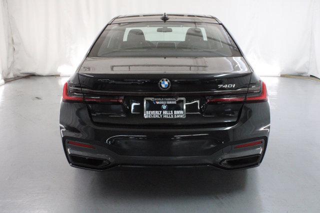 2022 bmw 740 i