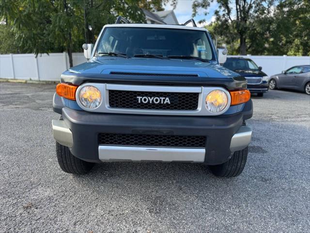2012 toyota fj cruiser base
