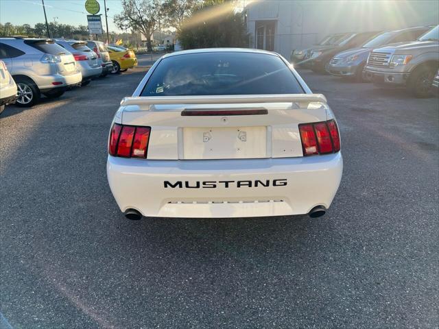 2004 ford mustang gt